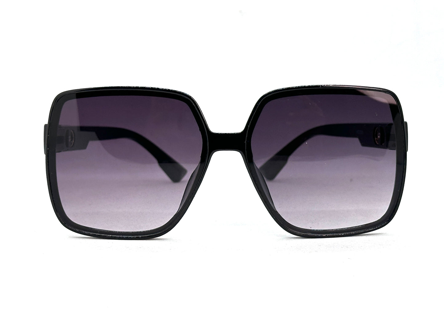26.Celebrity glass UV400 Retina protected colling glass 6 April