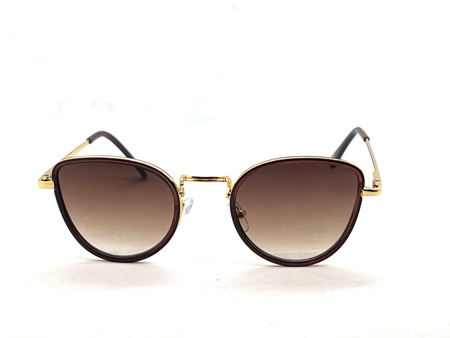 29.Celebrity glass UV400 Retina protected colling glass 5 April