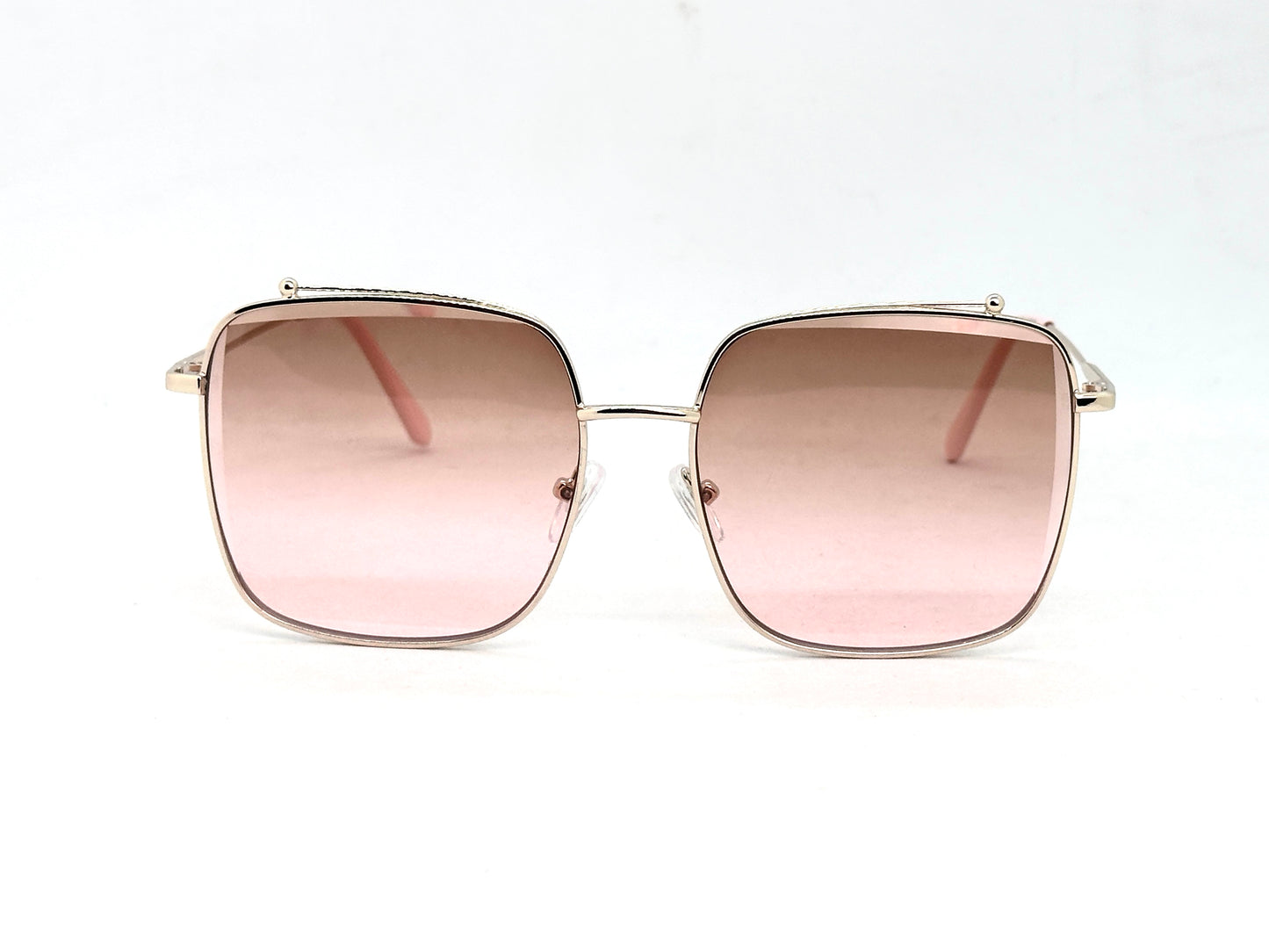 45.Celebrity glass UV400 Retina protected colling glass 9 April