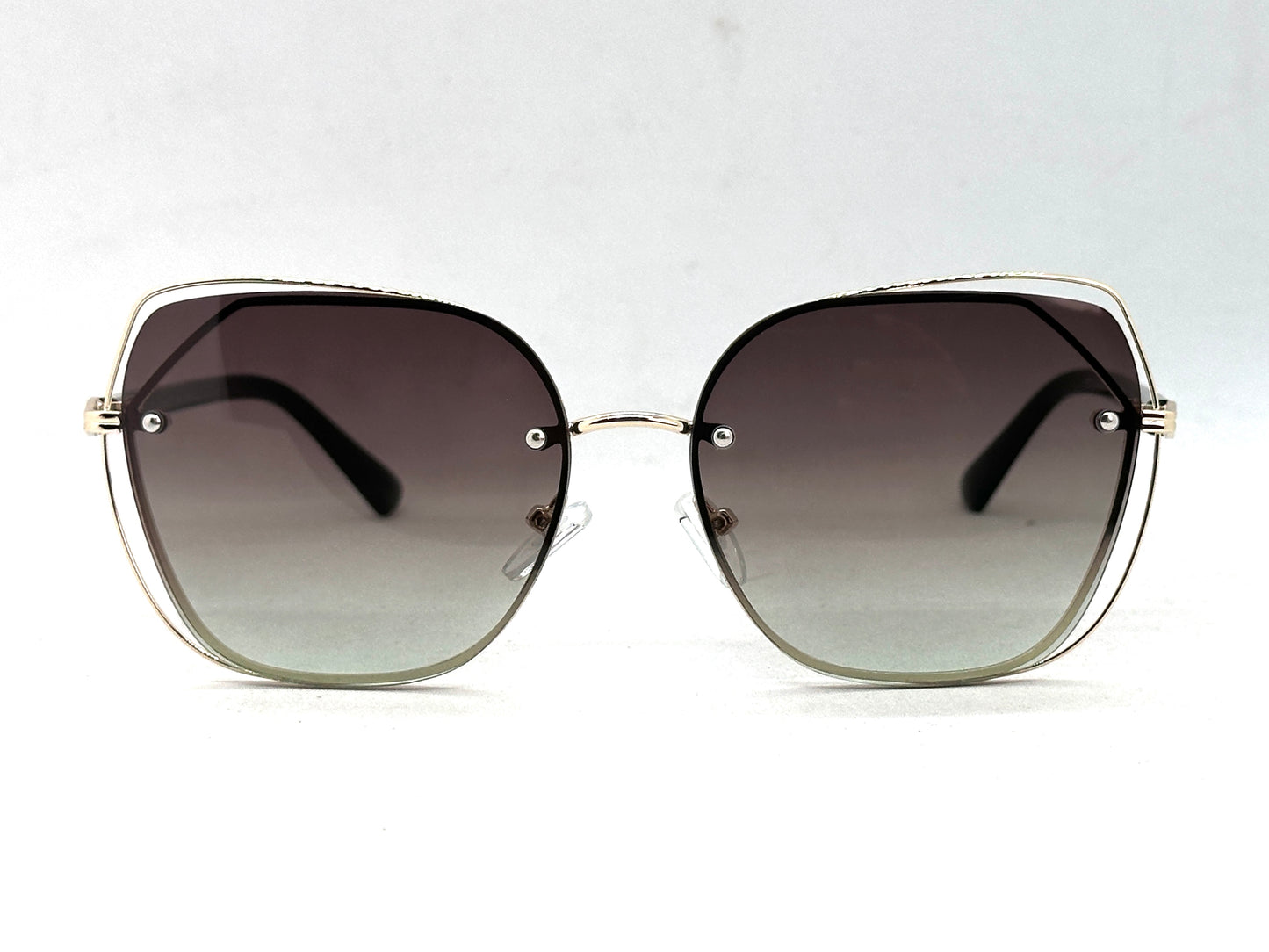 46.Celebrity glass UV400 Retina protected colling glass 6 April