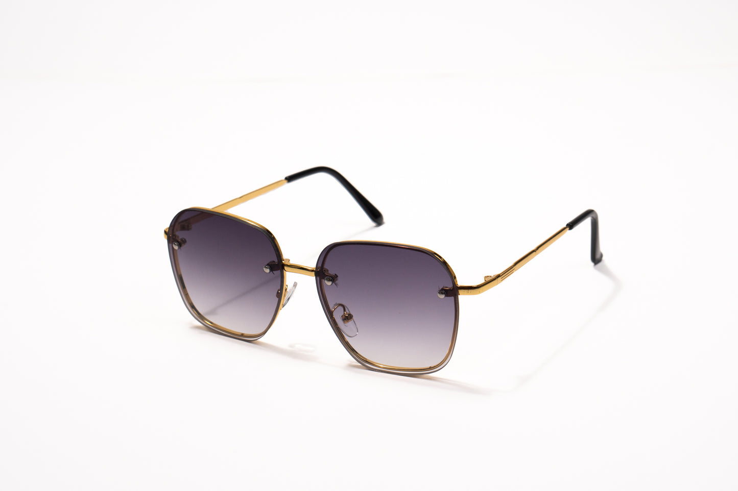 580. Celebrity metal body Rimless UV400 Retina protected cooling glass