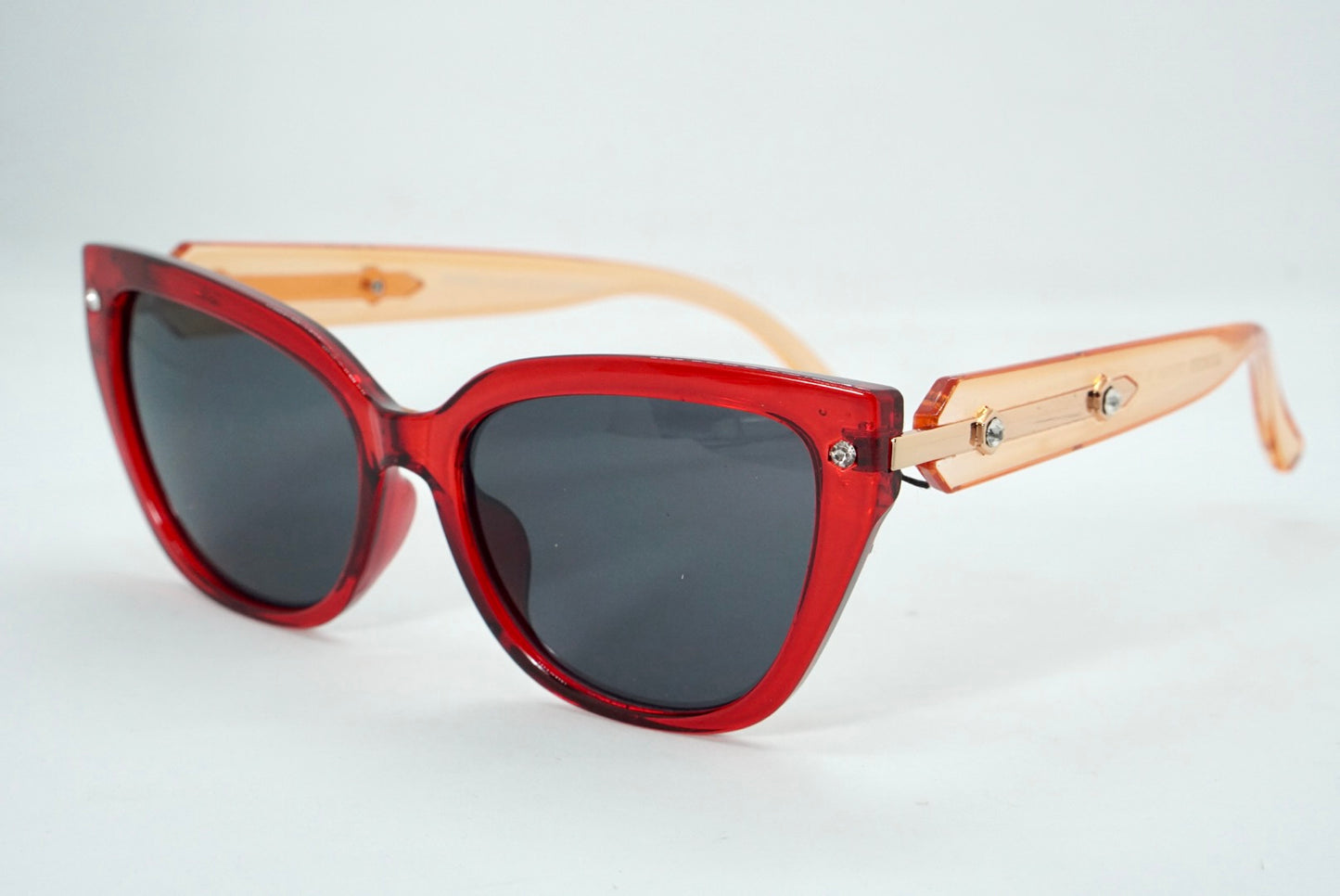 235. Celebrity sunglasses UV400 Retina protected cooling glass