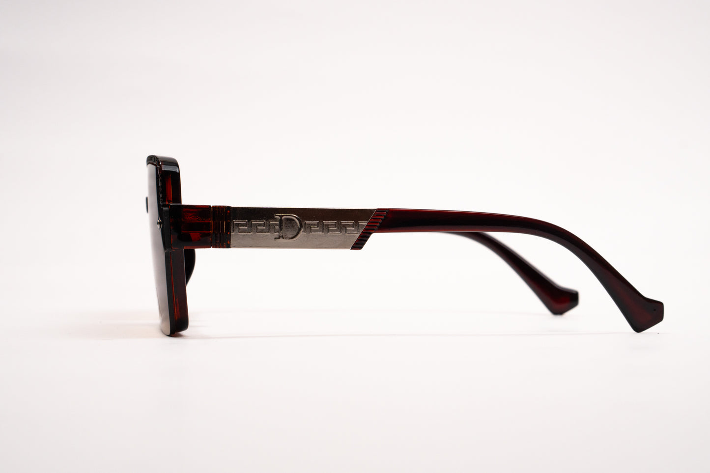 523.Square white Celebrity UV400 Retina protected cooling glass