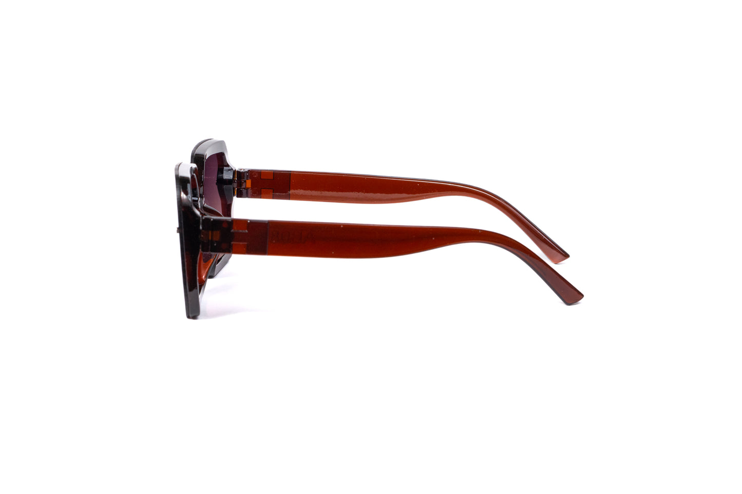 451. Celebrity sunglasses UV400 Retina protected cooling glass