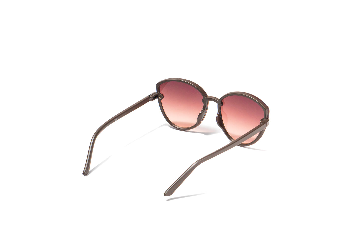 41. Celebrity sunglasses UV400 Retina protected cooling glass