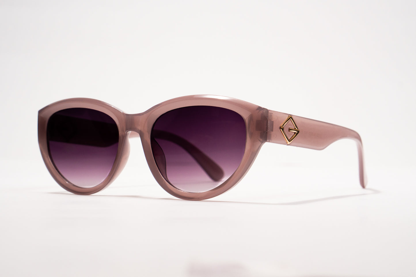 527. Ovel Primium nudeCelebrity UV400 Retina protected cooling glass