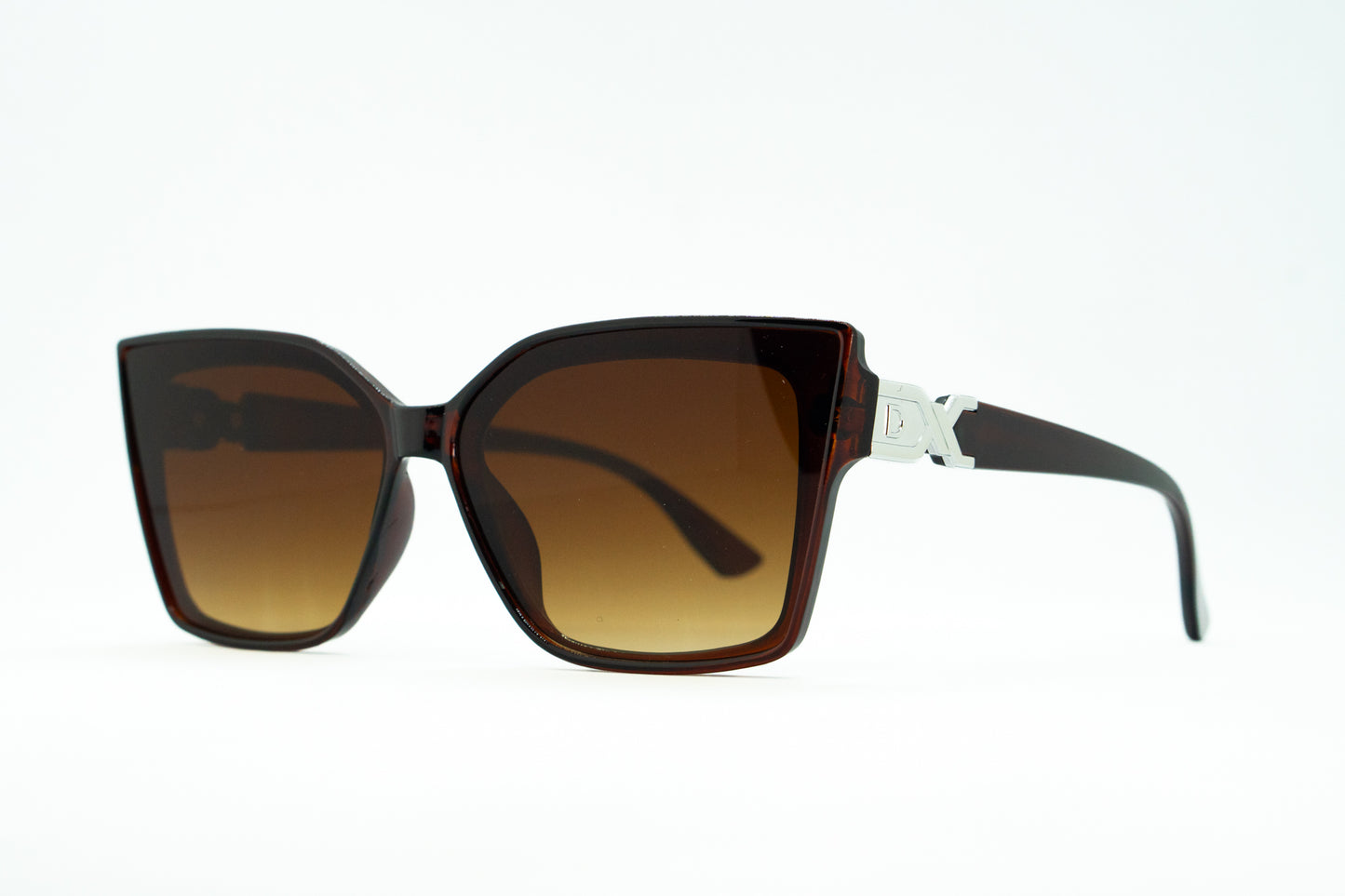 331. Celebrity sunglasses UV400 Retina protected cooling glass