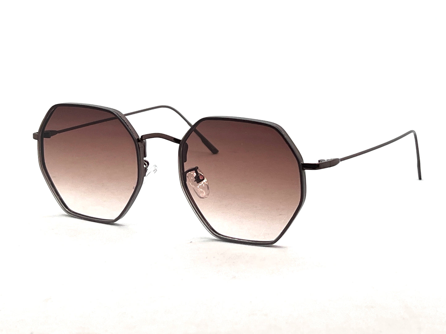 32.Celebrity glass UV400 Retina protected colling glass 5 April
