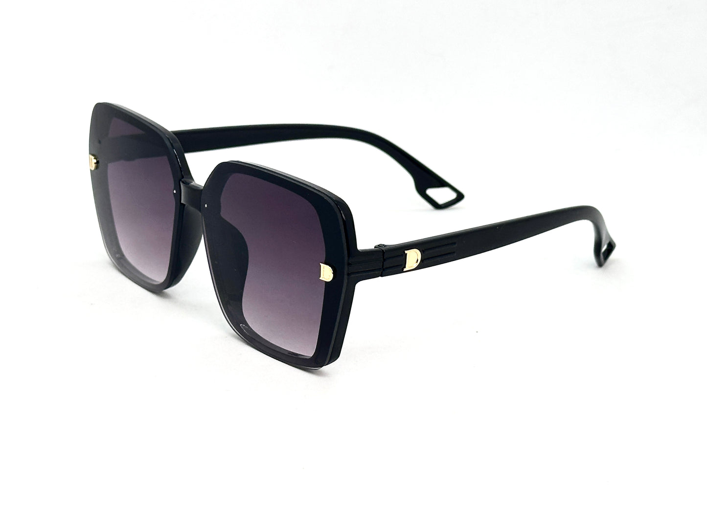 36.Celebrity glass UV400 Retina protected colling glass 9 April