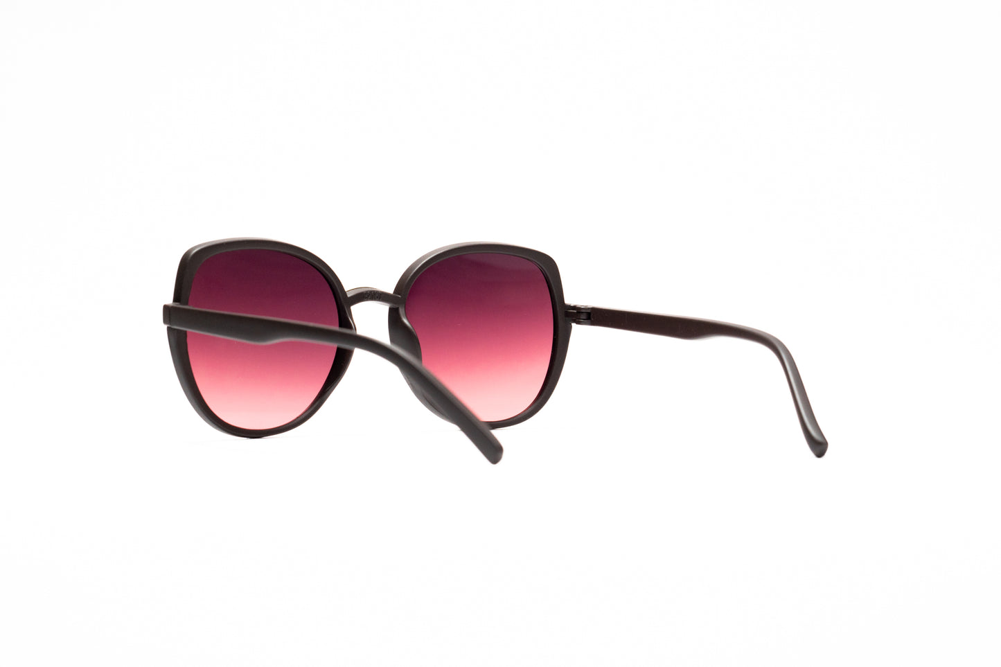 6. Celebrity sunglasses UV400 Retina protected cooling glass