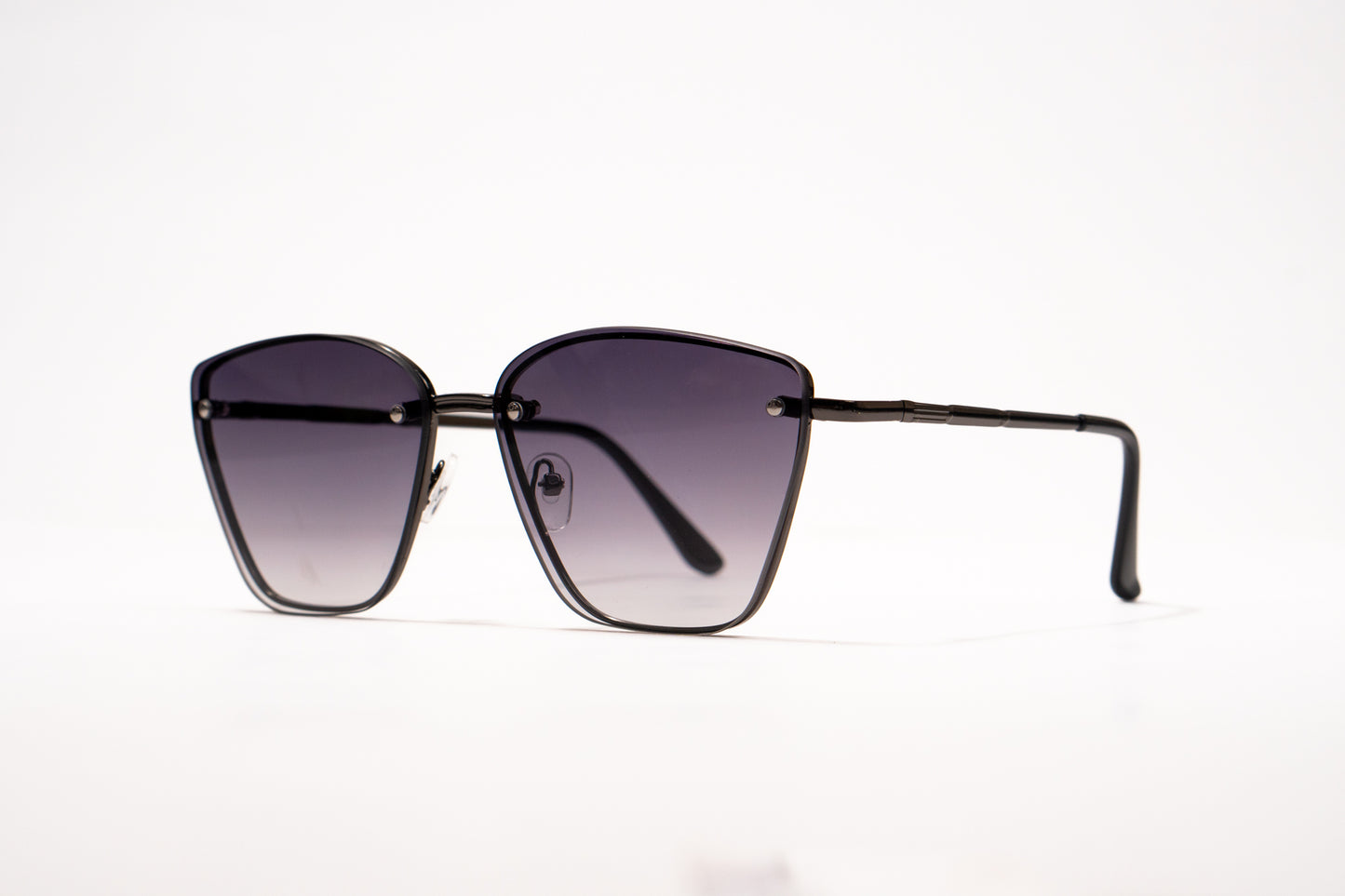 511. Celebrity metal body Rimless UV400 Retina protected cooling glass