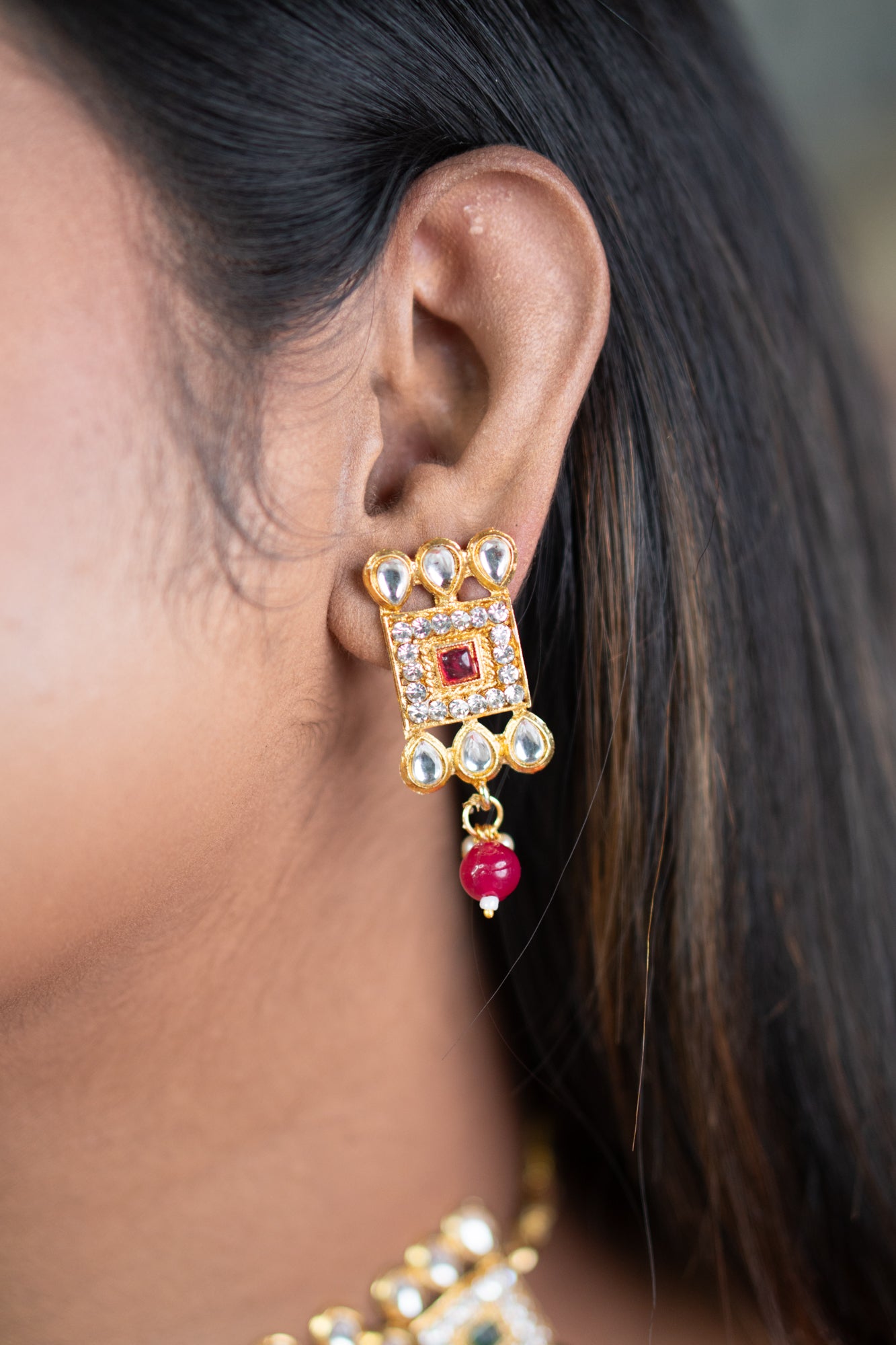 14. Kundan Set