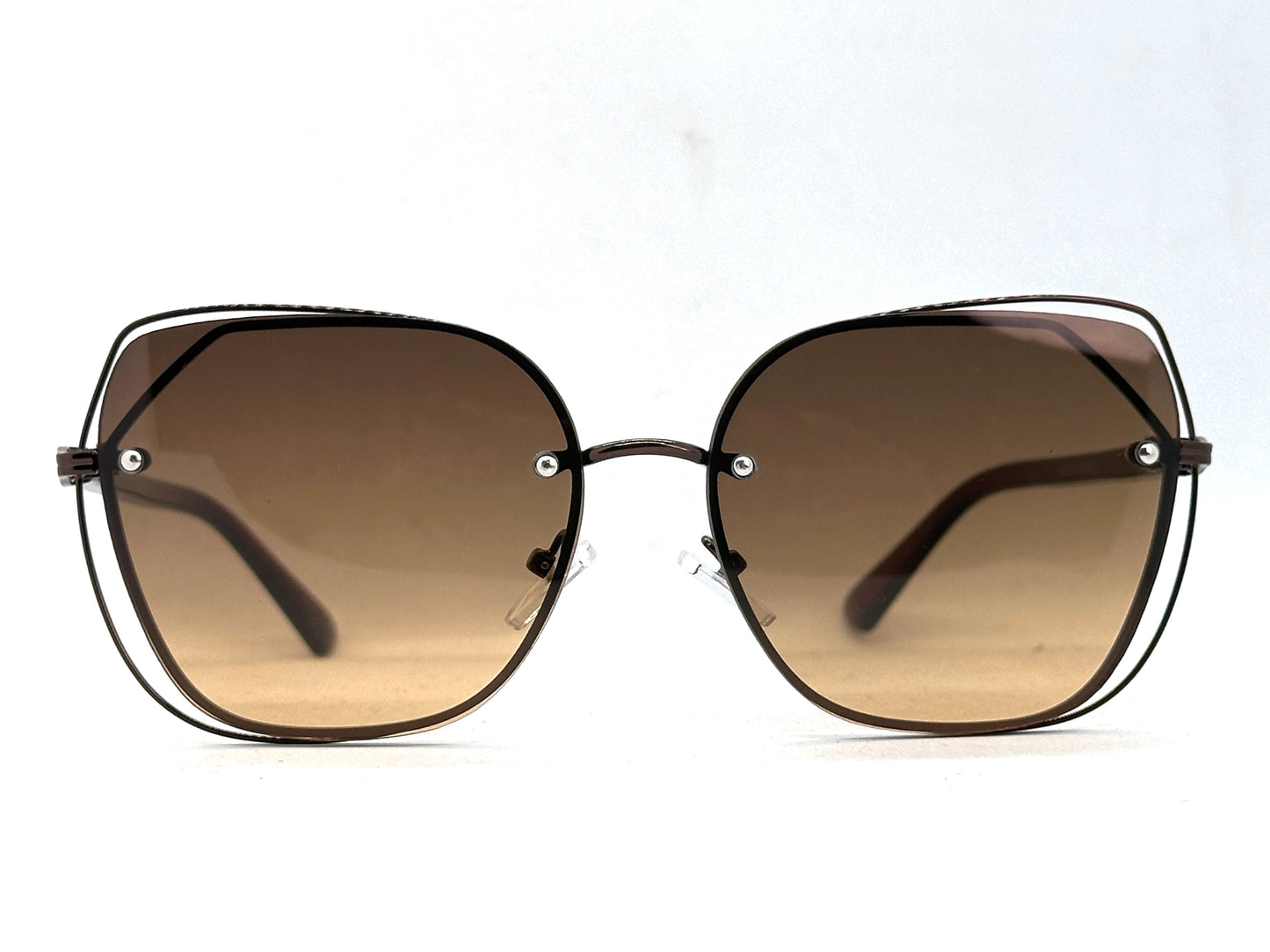 42.Celebrity glass UV400 Retina protected colling glass 6 April