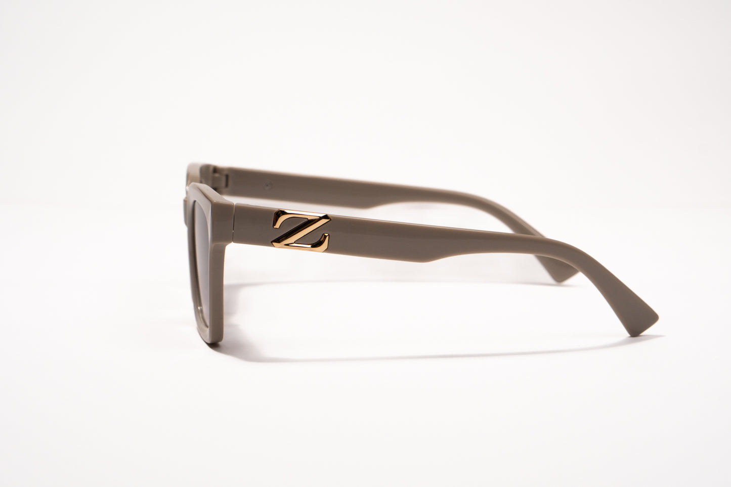 604. Square premium coffee Celebrity UV400 Retina protected cooling glass