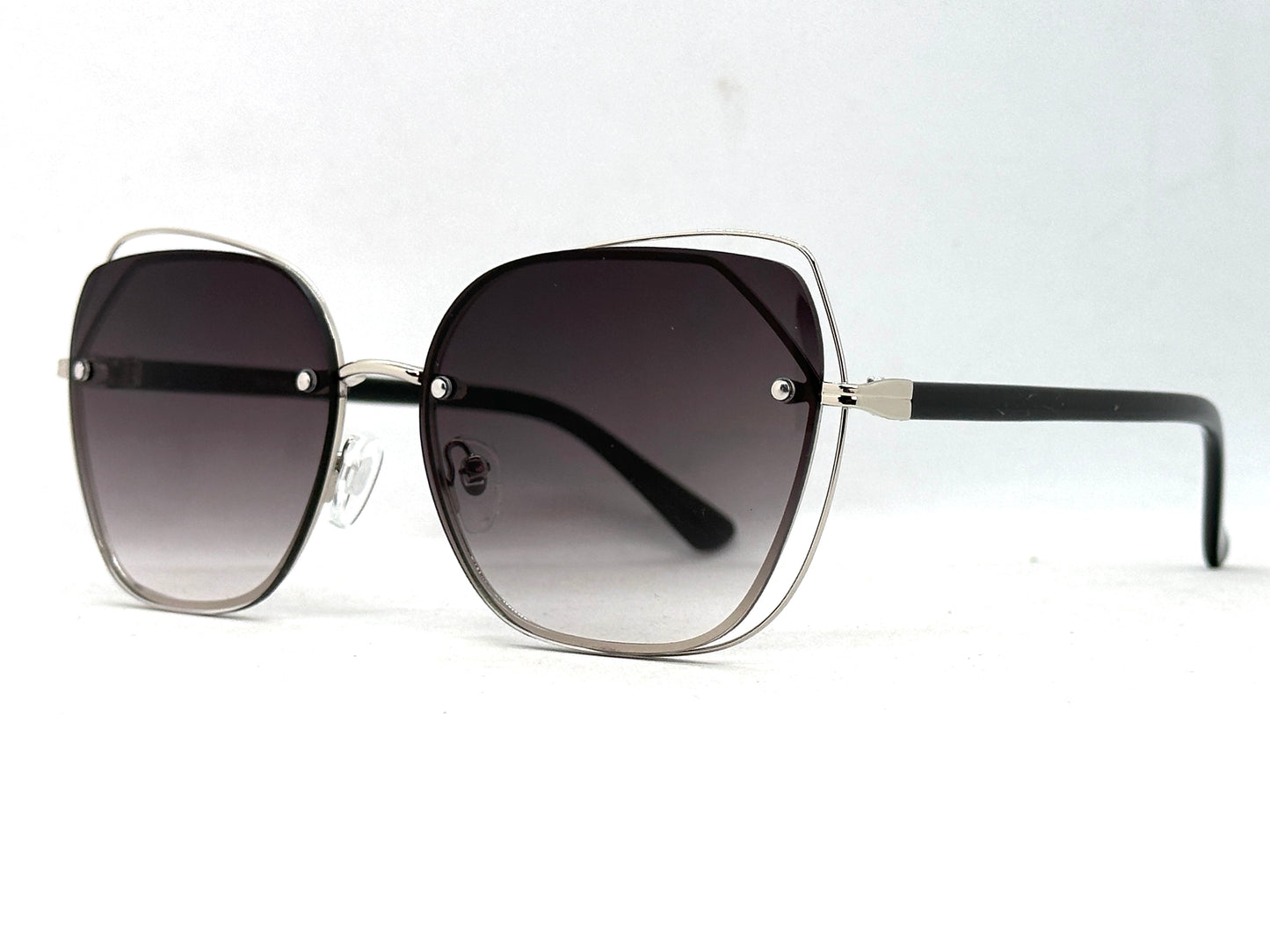 49.Celebrity glass UV400 Retina protected colling glass 6 April