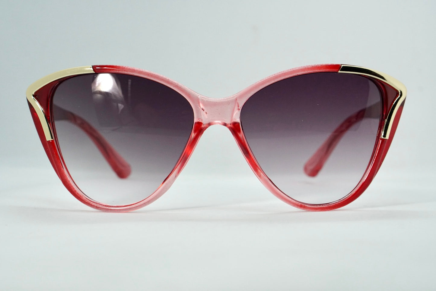 117. Celebrity sunglasses UV400 Retina protected cooling glass
