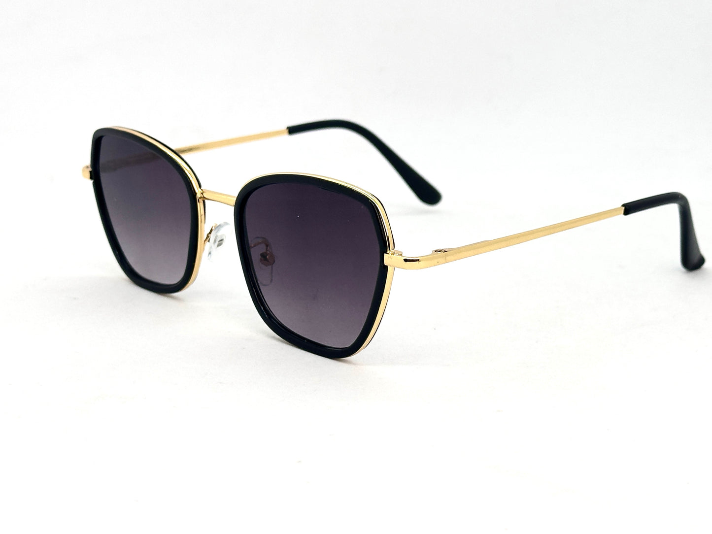 09.Celebrity glass UV400 Retina protected colling glass 8 April