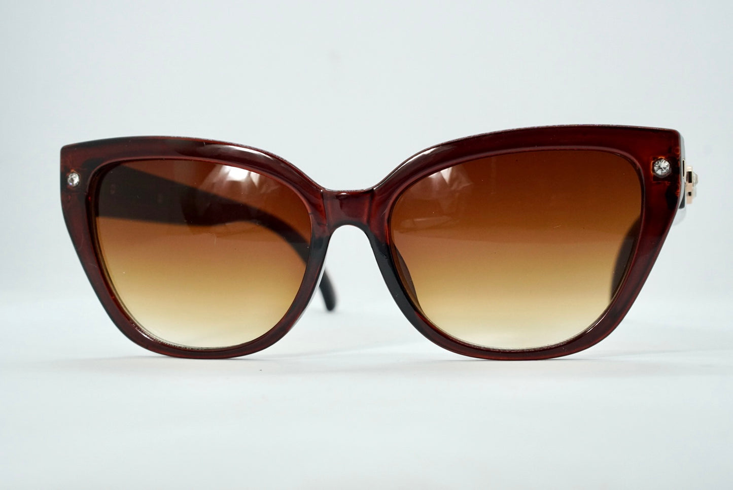 238. Celebrity sunglasses UV400 Retina protected cooling glass