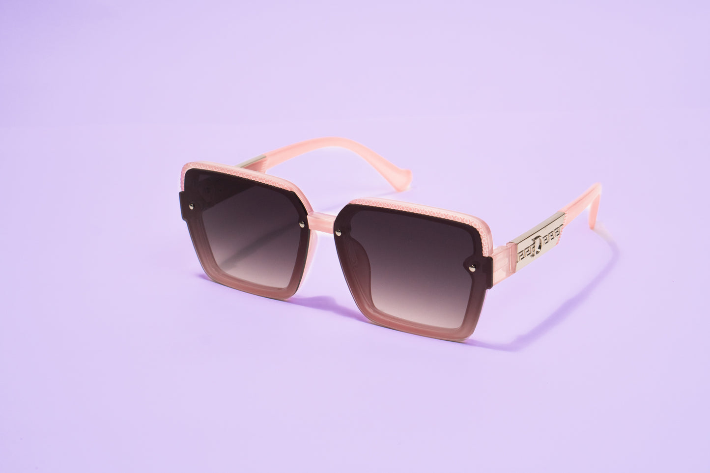 515.Square Pink Celebrity UV400 Retina protected cooling glass