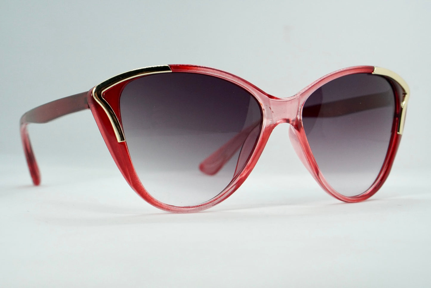 117. Celebrity sunglasses UV400 Retina protected cooling glass