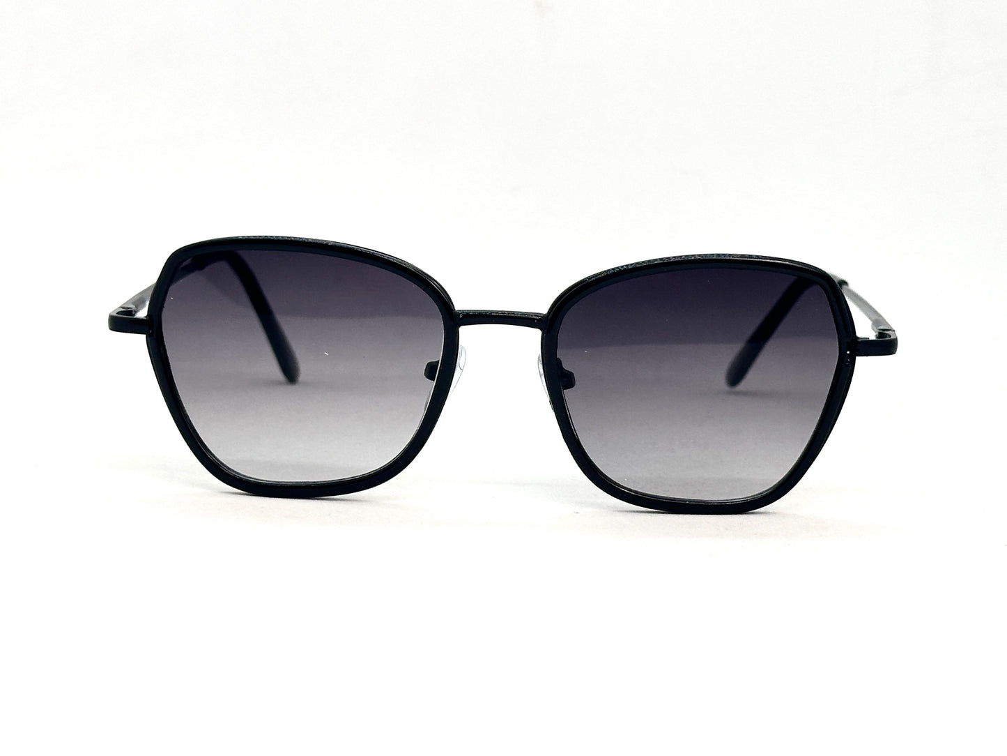 17.Celebrity glass UV400 Retina protected colling glass 8 April