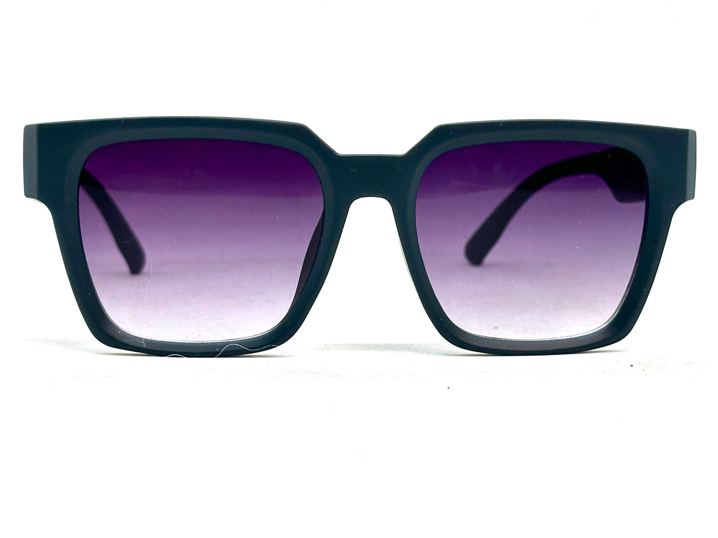 24.Celebrity glass UV400 Retina protected colling glass mar31