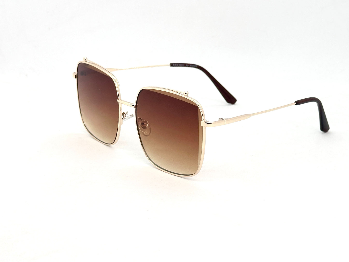 43.Celebrity glass UV400 Retina protected colling glass 9 April