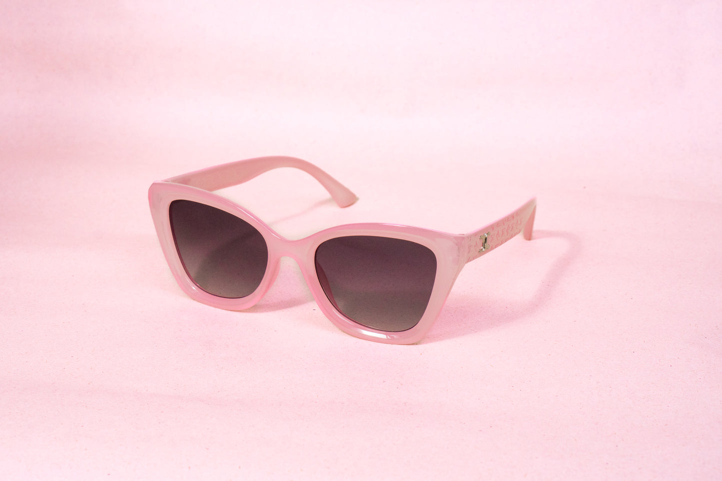 206. Celebrity sunglasses UV400 Retina protected cooling glass