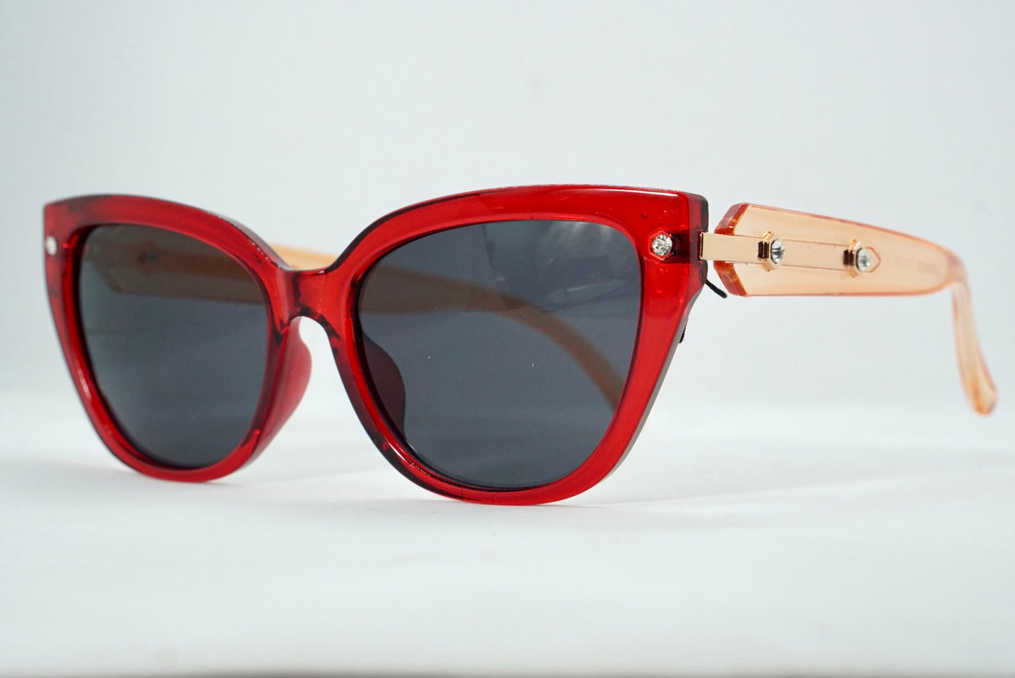 235. Celebrity sunglasses UV400 Retina protected cooling glass