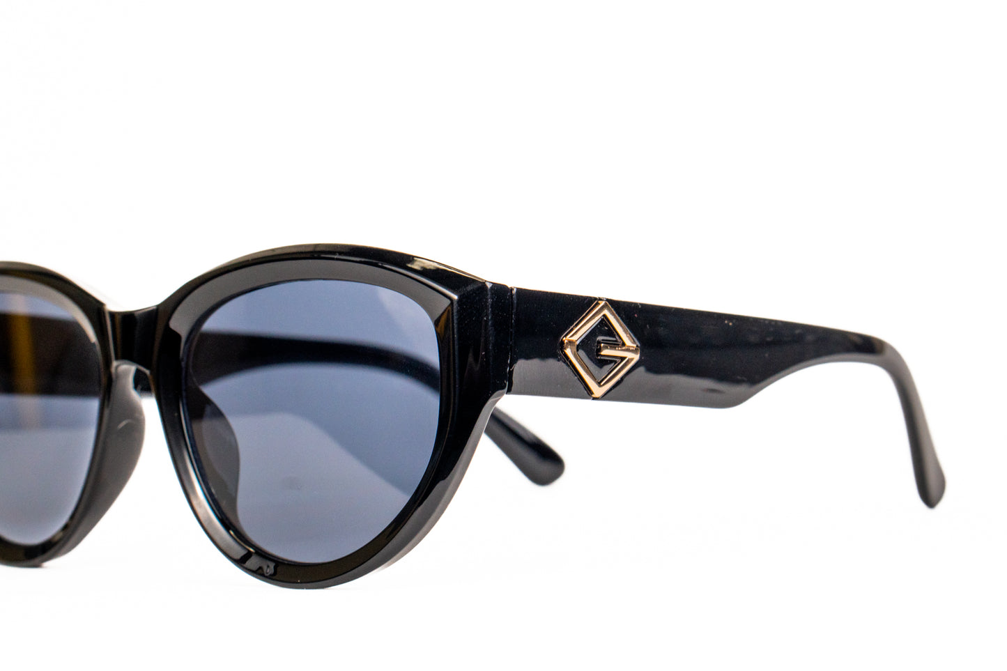 526. Ovel Primium black Celebrity UV400 Retina protected cooling glass