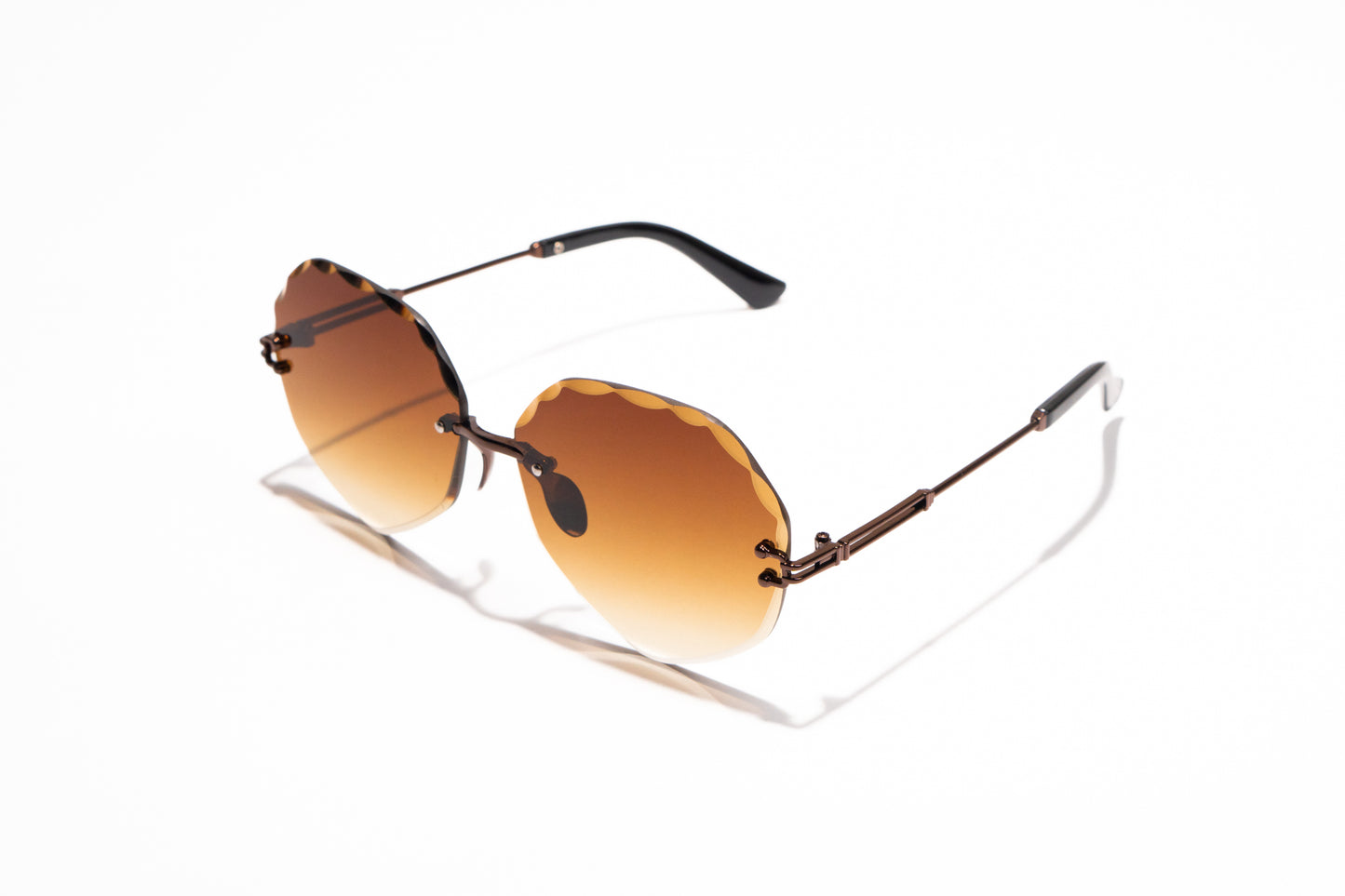 659. Celebrity Rimless diamond cut UV400 Retina protected cooling glass