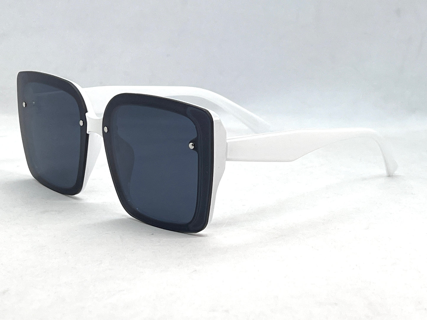 03.Celebrity glass UV400 Retina protected colling glass 5 April