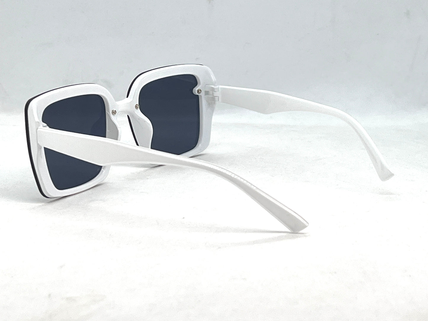 03.Celebrity glass UV400 Retina protected colling glass 5 April