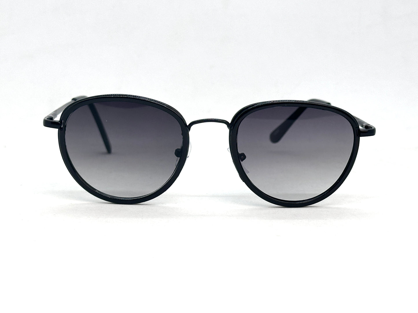 13.Celebrity glass UV400 Retina protected colling glass 11 April