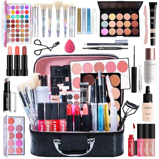 Full makeup combo eyeshadow, Blush, Highlighter, Lipstick, lipliner,Kajal, brush set