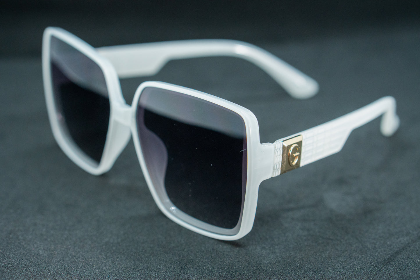 267. Celebrity sunglasses UV400 Retina protected cooling glass