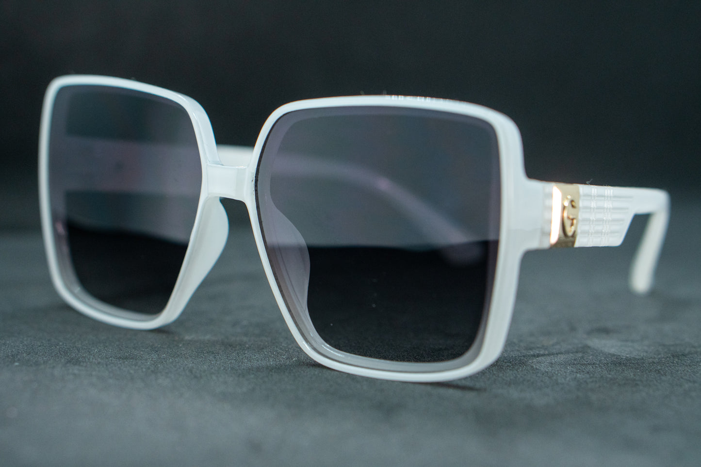 267. Celebrity sunglasses UV400 Retina protected cooling glass