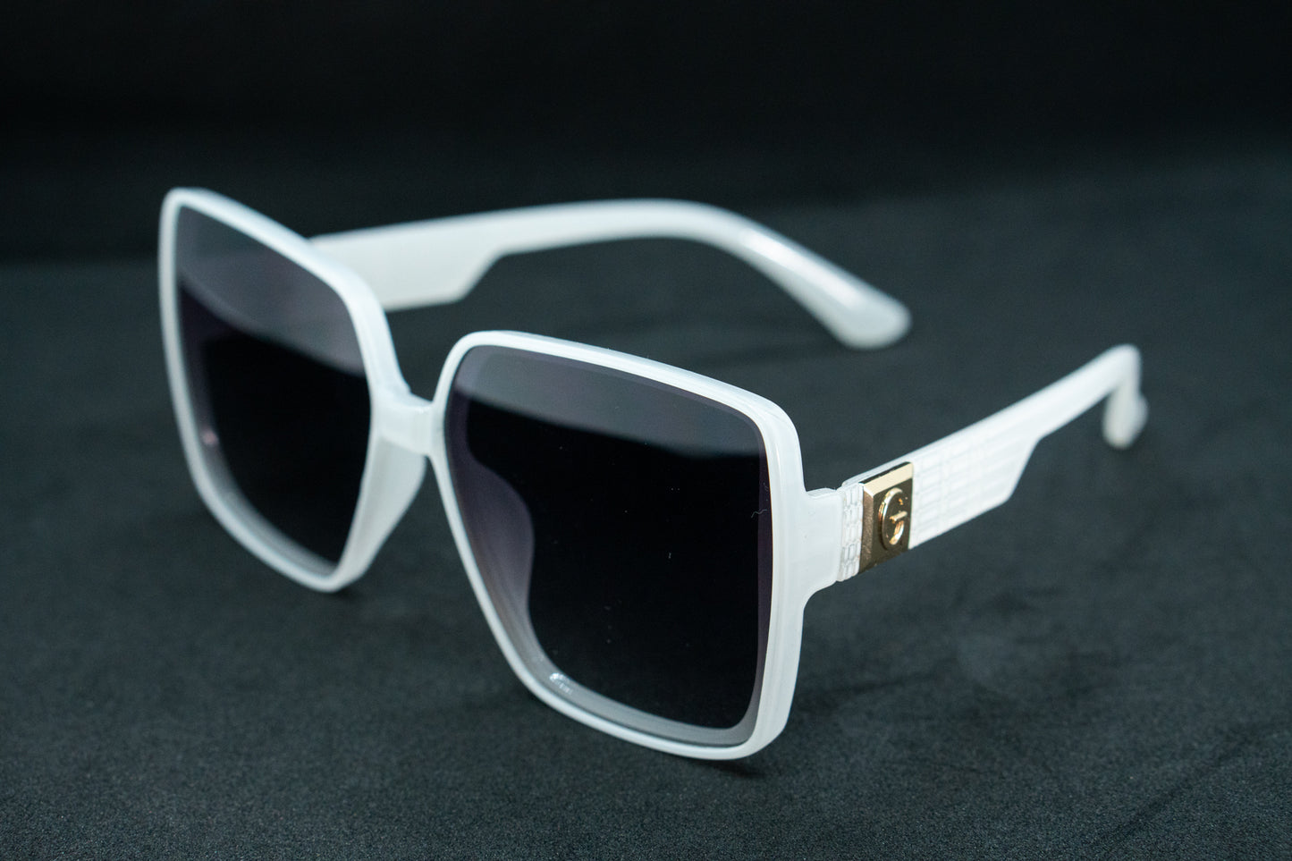 267. Celebrity sunglasses UV400 Retina protected cooling glass