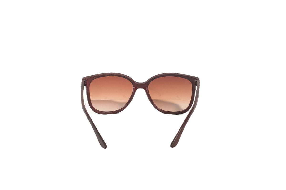 Q181E. Celebrity cat eye sunglasses UV400 Retina protected cooling glass