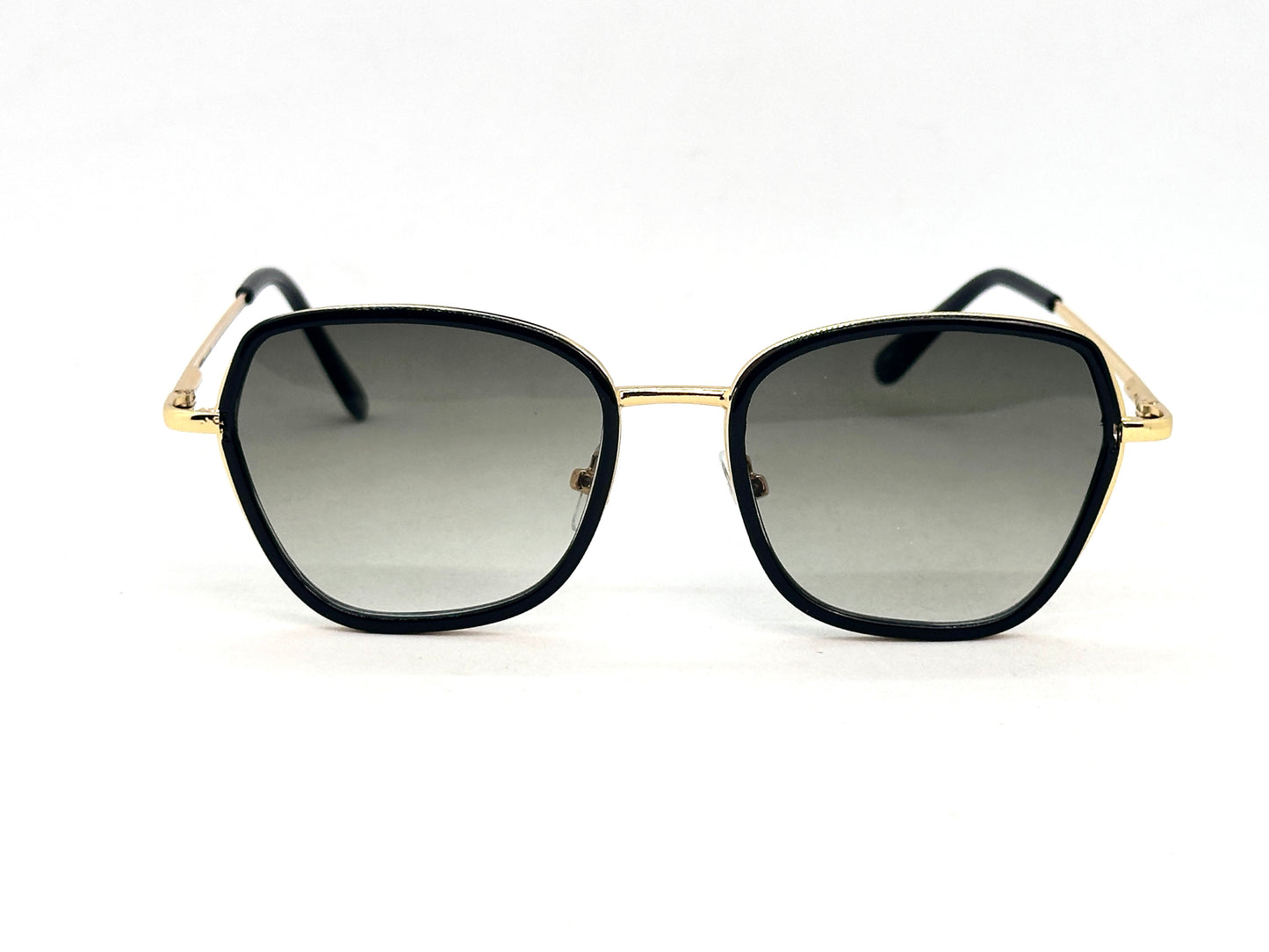 11.Celebrity glass UV400 Retina protected colling glass 8 April