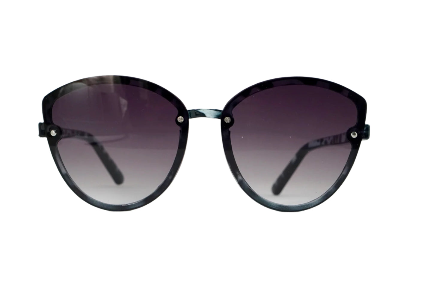 47. Celebrity sunglasses UV400 Retina protected cooling glass