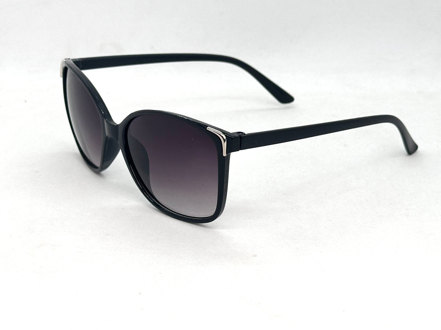 01.Celebrity glass UV400 Retina protected colling glass 11 April
