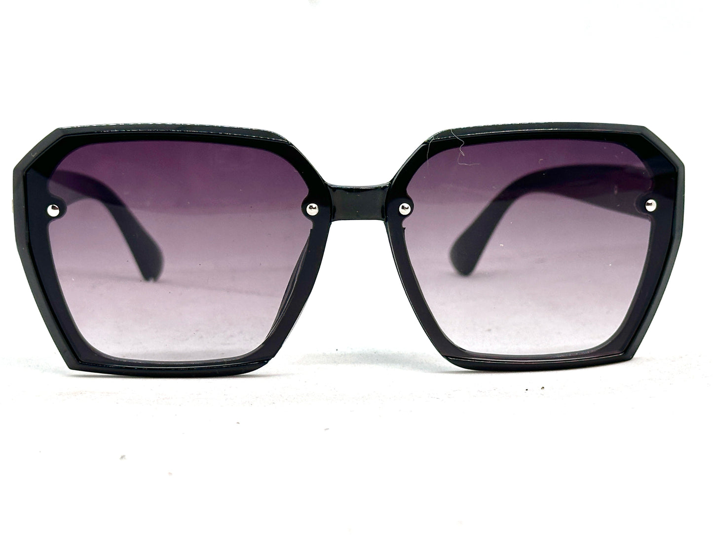 22.Celebrity glass UV400 Retina protected colling glass mar30