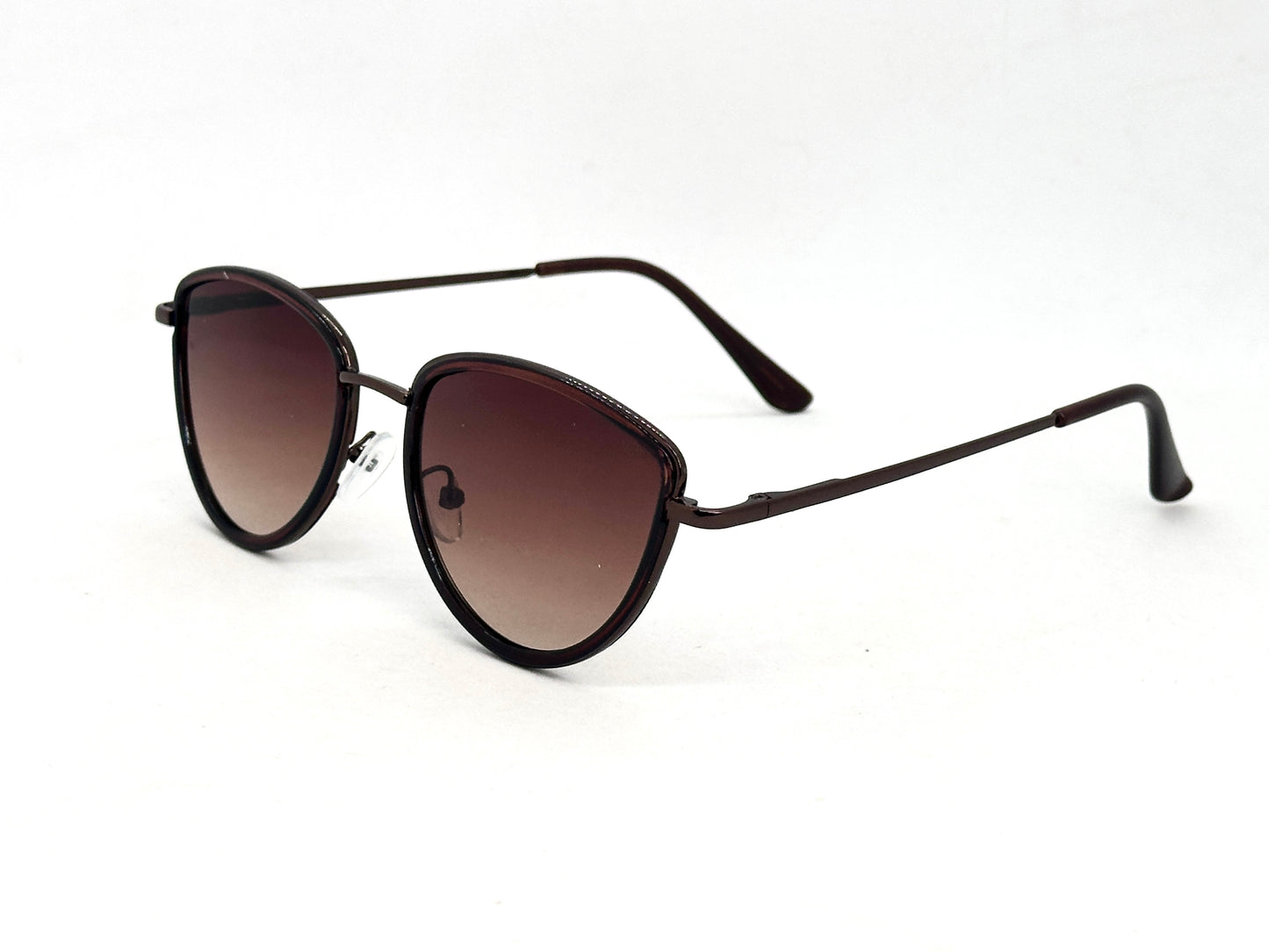 21.Celebrity glass UV400 Retina protected colling glass 9 April