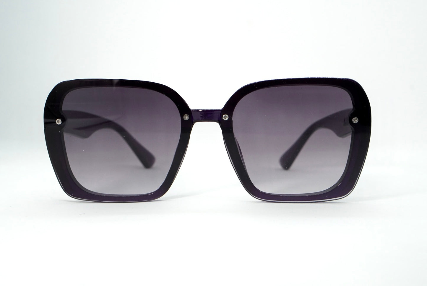 66. Celebrity sunglasses UV400 Retina protected cooling glass