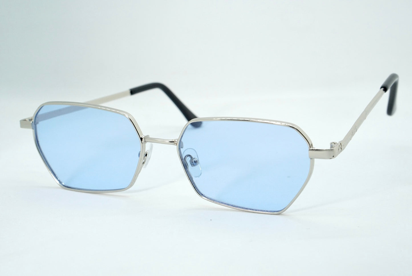 225. Trendy Metal Sunglasses with UV400 Retina Protection & Cooling Shield
