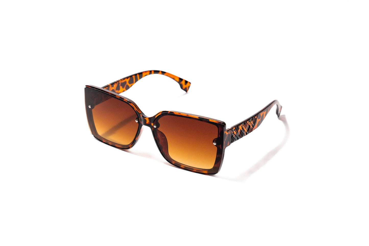 670. Celebrity sunglasses UV400 Retina protected cooling glass
