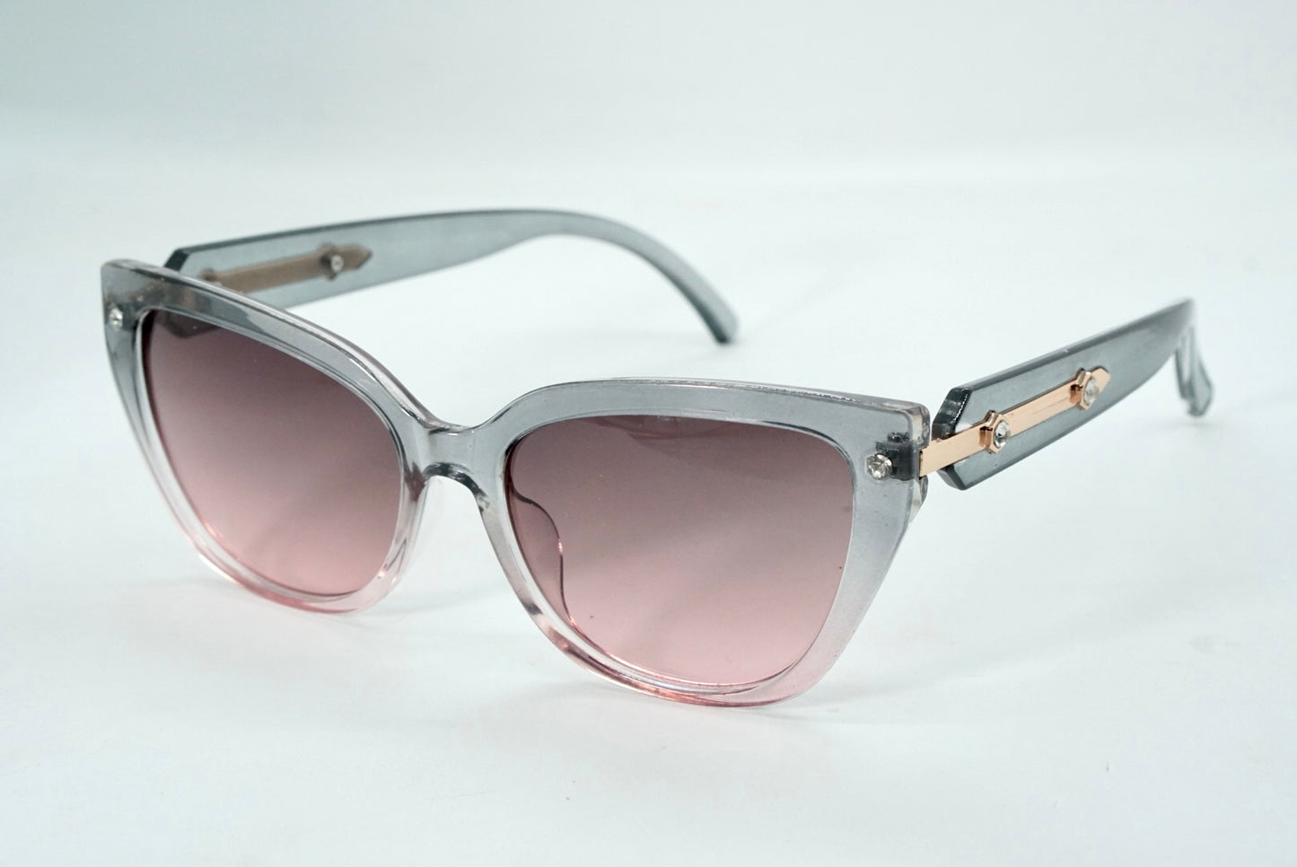 232. Celebrity sunglasses UV400 Retina protected cooling glass