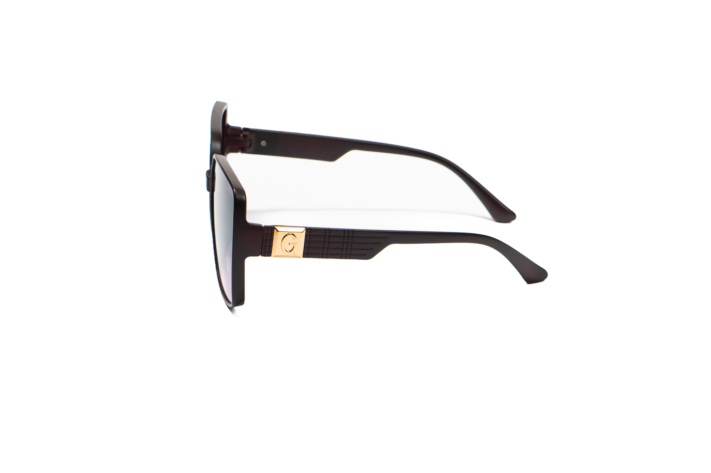 273. Celebrity sunglasses UV400 Retina protected cooling glass