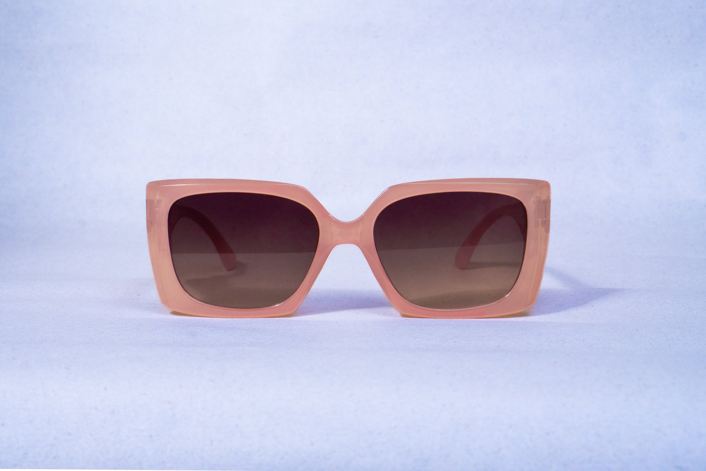 470. Celebrity sunglasses UV400 Retina protected cooling glass